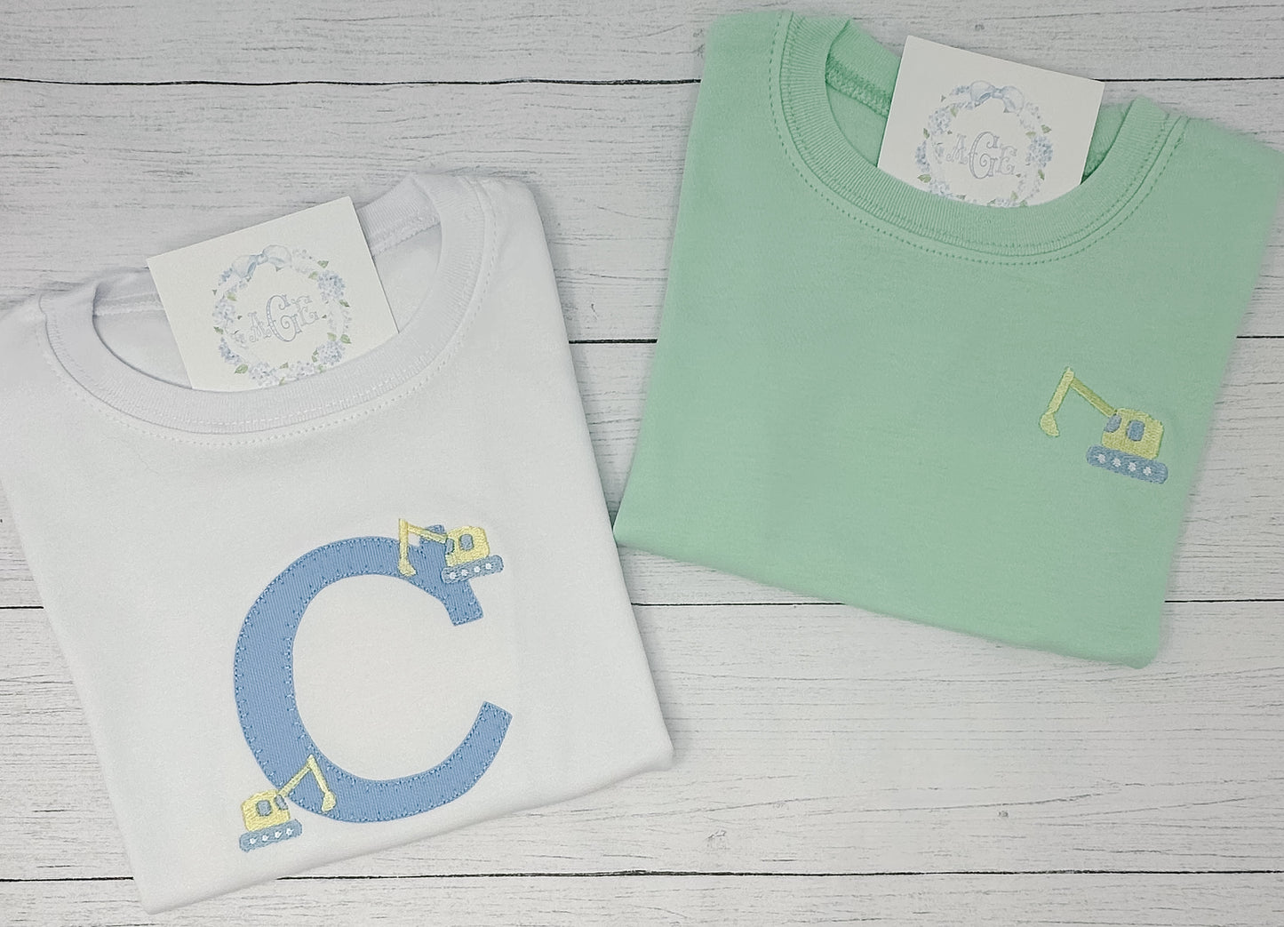 Applique Initial excavator tee - short sleeves