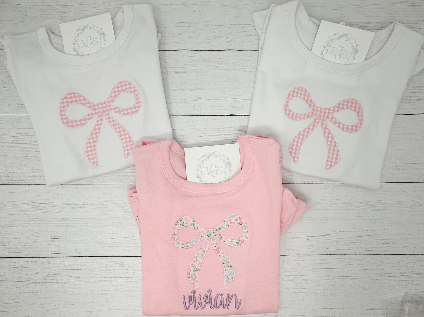 Bow appliqué tee
