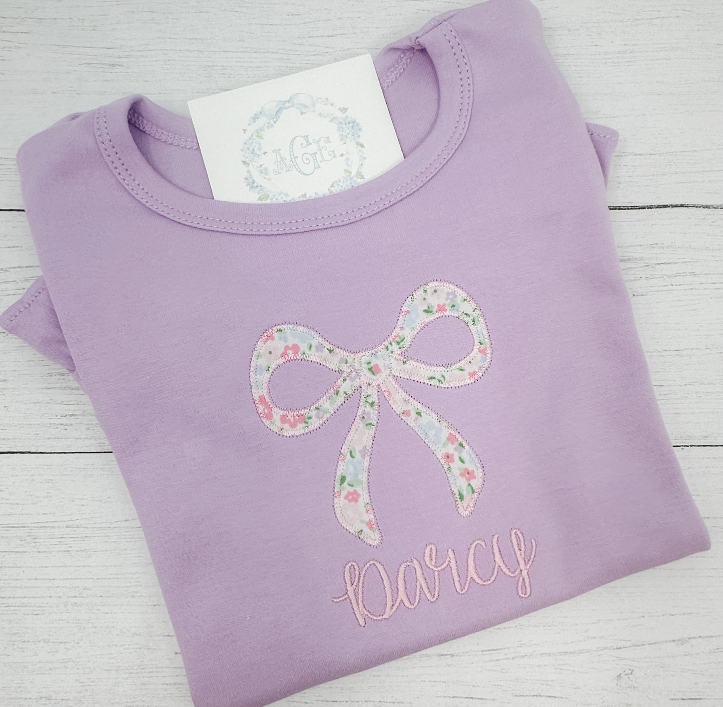 Bow appliqué tee