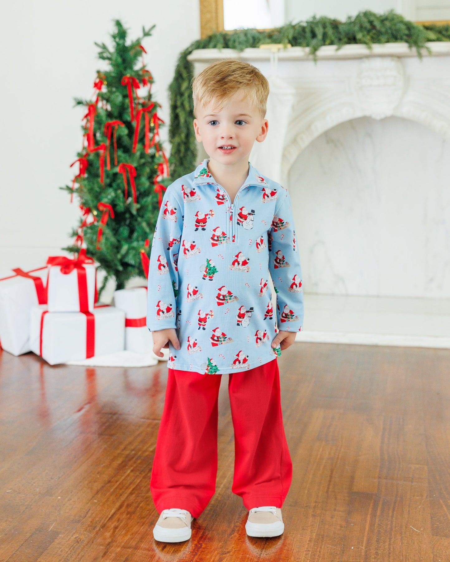 Here Comes Santa Evan Pullover
